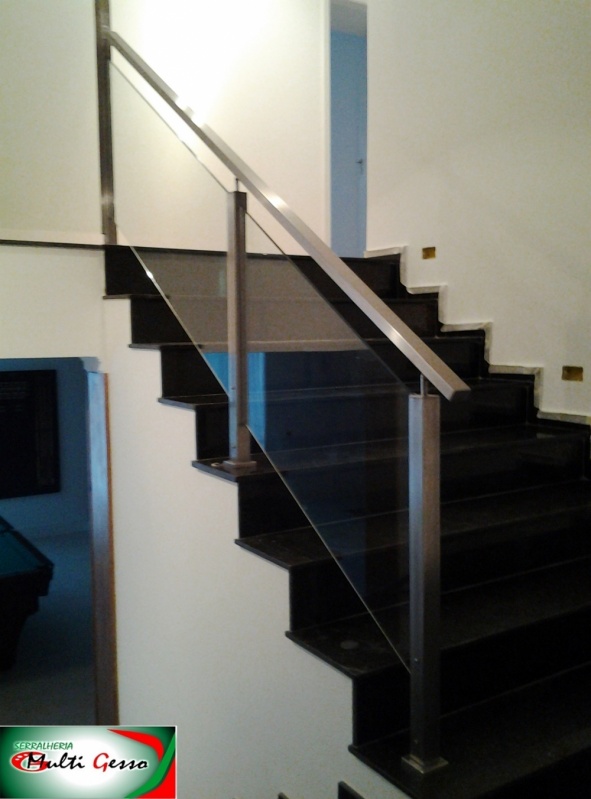 Corrimão de Inox com Vidro Preço Itaim Bibi - Corrimão em Alumínio para Escada