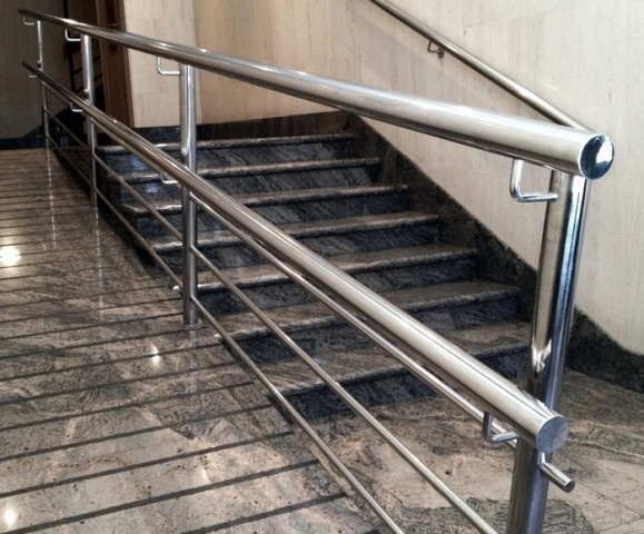 Corrimão de Inox para Rampa Itaim Bibi - Corrimão de Ferro para Escada