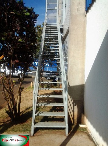 Escadas Metálicas Itaim Bibi - Estrutura Metálica para Passarelas