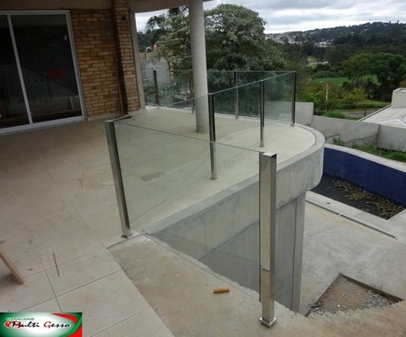 Guarda Corpo Inox Quadrado com Vidro Jardim Guedala - Guarda Corpo Inox Escada