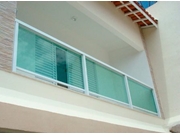 Instalação de Guarda Corpo na Vila Funchal